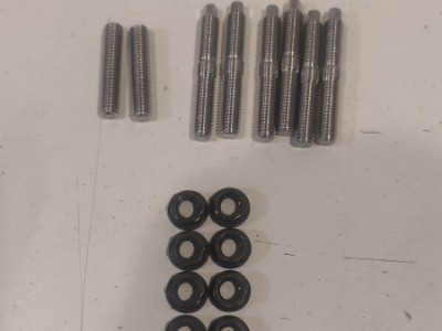 Cylinder Stud Kit