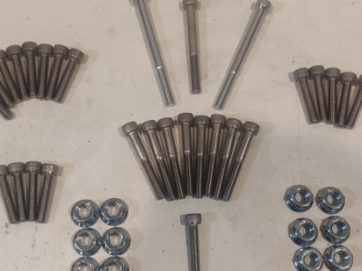 Master engine bolt kit
